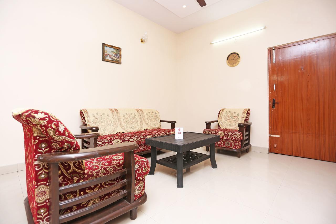 Fabhotel Karishma Homes Begumpet Hyderabad Exterior foto