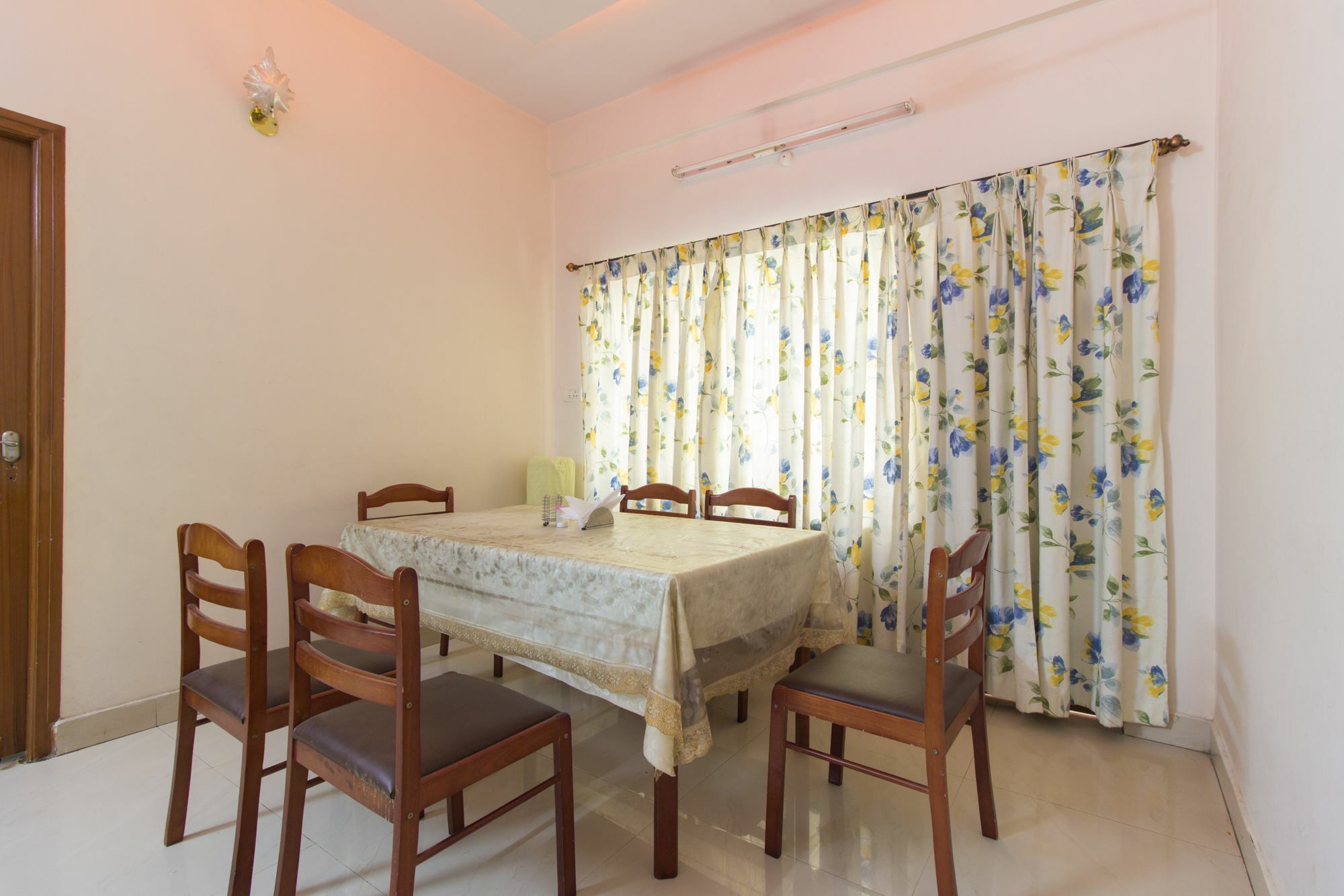 Fabhotel Karishma Homes Begumpet Hyderabad Exterior foto